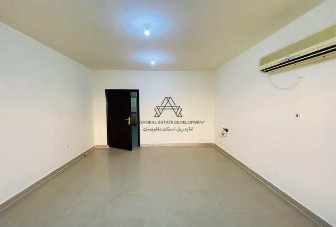 946050 - Property Image 2