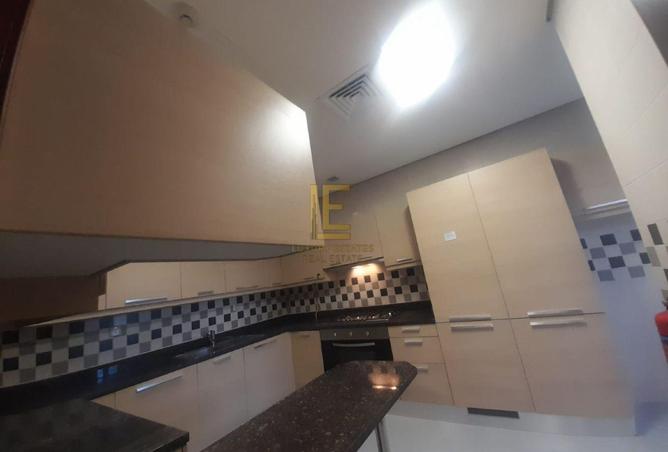 943818 - Property Image 3