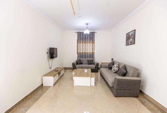 718389 - Property Image 2