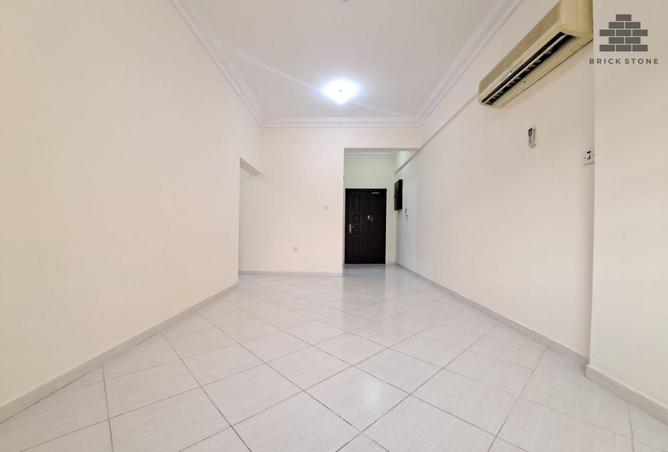 986049 - Property Image 2