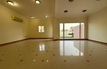 فيلا - 3 غرف نوم - 4 حمامات للايجار في فلل واست باي لاغون - وست باي لاجون - بحيرة وست لاجون - الدوحة