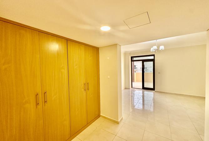 938848 - Property Image 3