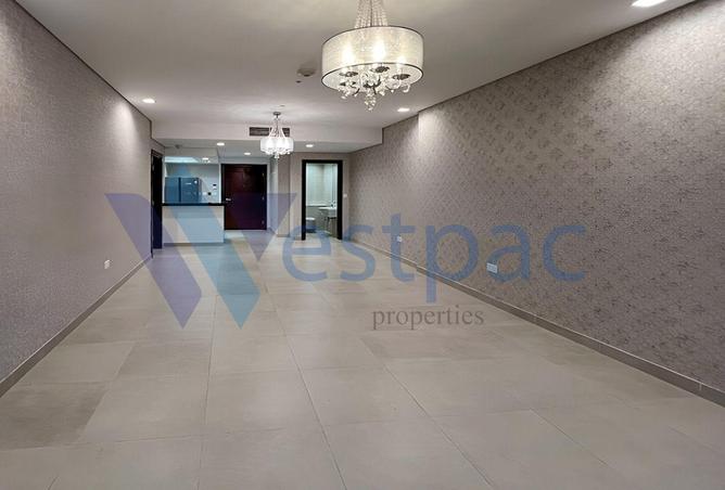 927551 - Property Image 2