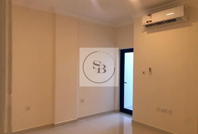 979760 - Property Image 3