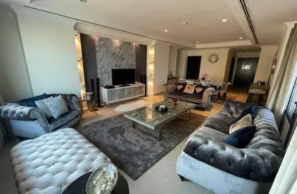 Apartment - 2 Bedrooms - 2 Bathrooms for sale in West Porto Drive - Porto Arabia - The Pearl Island - Doha