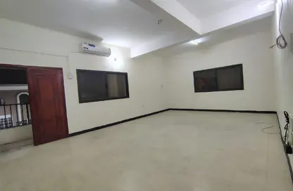 شقة - 3 غرف نوم - 2 حمامات للايجار في شارع النعيجة - غرب الهلال - الهلال - الدوحة