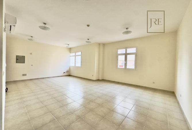 965798 - Property Image 3