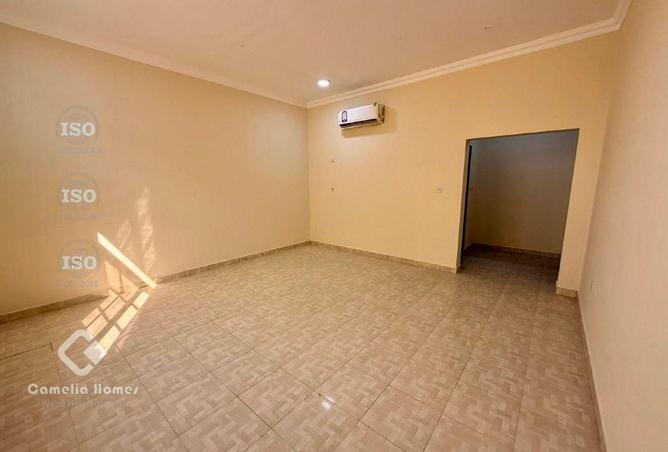 994442 - Property Image 3