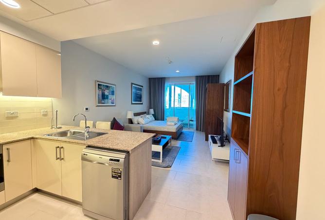 1002011 - Property Image 2