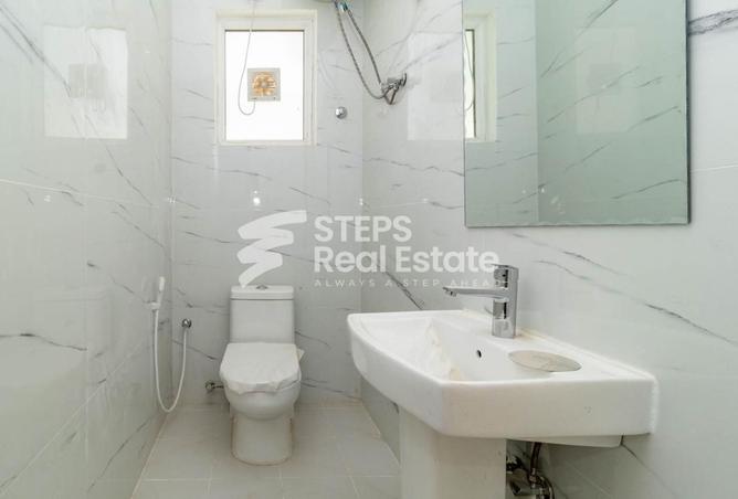 987265 - Property Image 3