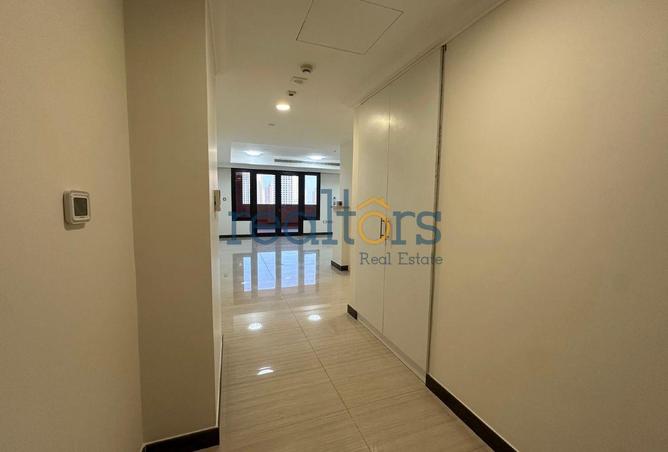 994147 - Property Image 2