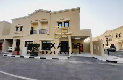 فيلا - 5 غرف نوم - 4 حمامات للايجار في شارع المرخية - المرخية - الدوحة