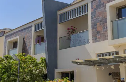 Compound - 3 Bedrooms - 3 Bathrooms for rent in Al Messila - Al Messila - Doha Compound - 3 Bedrooms - 3 Bathrooms for rent in Al Messila - Al Messila - Doha