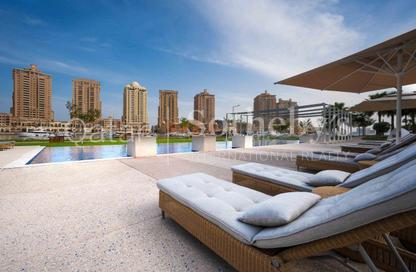 Apartment - 2 Bedrooms - 3 Bathrooms for sale in The St. Regis Marsa Arabia Island - Marsa Arabia - The Pearl Island - Doha