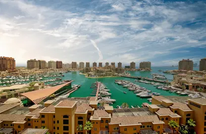 Apartment - 3 Bedrooms - 4 Bathrooms for rent in La Croisette - Porto Arabia - The Pearl Island - Doha