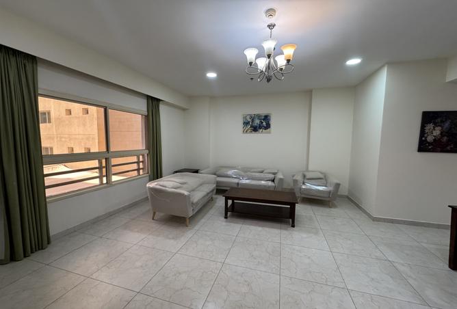 942556 - Property Image 2