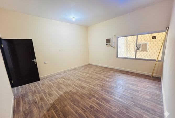 979813 - Property Main Image