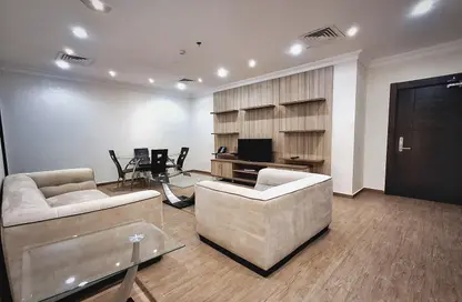 Apartment - 2 Bedrooms - 2 Bathrooms for rent in Salaja Street - Doha Al Jadeed - Doha