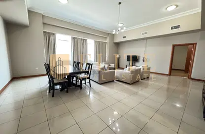 Apartment - 2 Bedrooms - 3 Bathrooms for rent in West Bay Tower - West Bay - West Bay - Doha