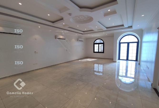 983340 - Property Image 3