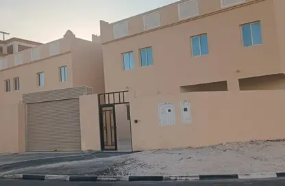 Villa - 6 Bedrooms - 6 Bathrooms for rent in Ain Khaled Villas - Ain Khaled - Doha