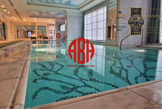 911543 - Property Image 2