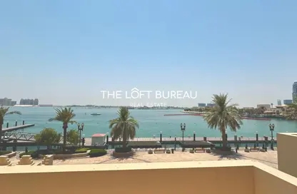 Townhouse - 2 Bedrooms - 3 Bathrooms for sale in Porto Arabia Townhouses - Porto Arabia - The Pearl Island - Doha