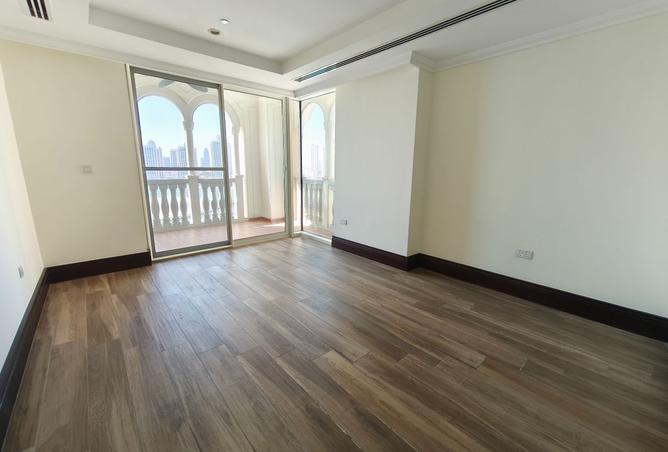 969781 - Property Image 2