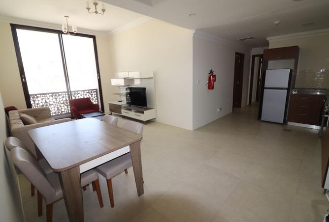 907962 - Property Image 2
