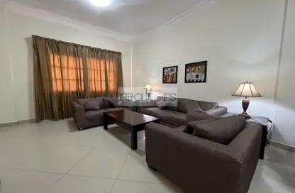 Living Room image for: Apartment - 3 Bedrooms - 3 Bathrooms for rent in Al Sadd Road - Al Sadd - Doha, Image 1