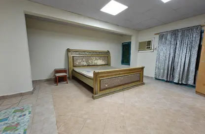 Apartment - 2 Bedrooms - 1 Bathroom for rent in Umm Ghwailina Comm - Umm Ghuwalina - Umm Ghuwailina - Doha