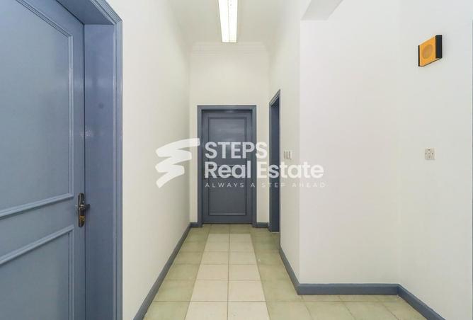 950663 - Property Image 3