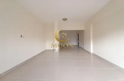 Apartment - 2 Bedrooms - 2 Bathrooms for rent in Al Mansoura - Doha