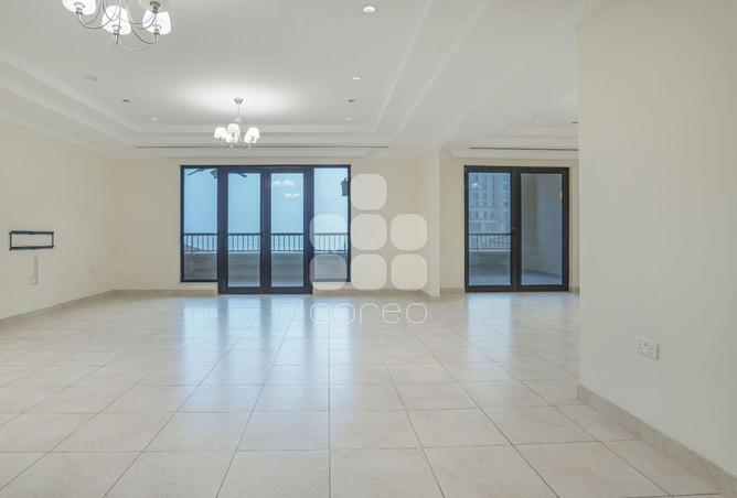 986428 - Property Image 2