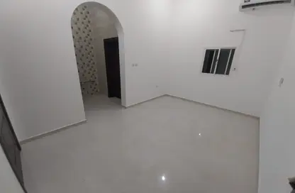Apartment - 1 Bedroom - 1 Bathroom for rent in Al Aziziyah - Doha