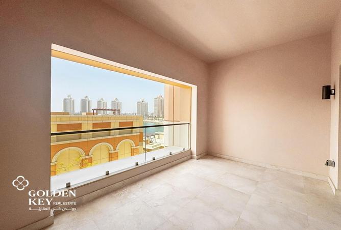 898858 - Property Image 2