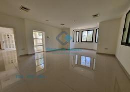 صورةغرفة فارغة لـ: فيلا - 4 غرف نوم - 4 حمامات للكراء في شارع حطين - المنتزه - الدوحة, صورة 1