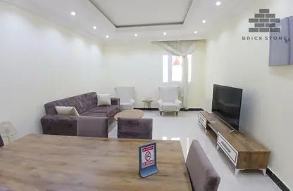 Apartment - 2 Bedrooms - 2 Bathrooms for rent in Al Mansoura - Al Mansoura - Doha