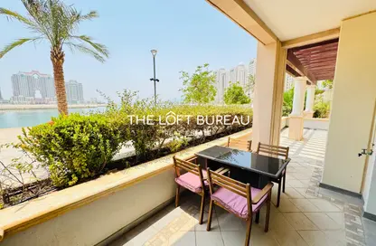 Apartment - 2 Bedrooms - 3 Bathrooms for rent in Viva West - Viva Bahriyah - The Pearl Island - Doha