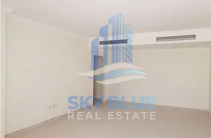 Apartment - 3 Bedrooms - 3 Bathrooms for rent in Musheireb Tower - Musheireb - Musheireb - Doha