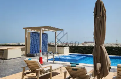 (بنتهاوس  (روف - 3 غرف نوم - 4 حمامات للايجار في حدائق فلورستا - حدائق فلورستا - جزيرة اللؤلؤة - الدوحة
