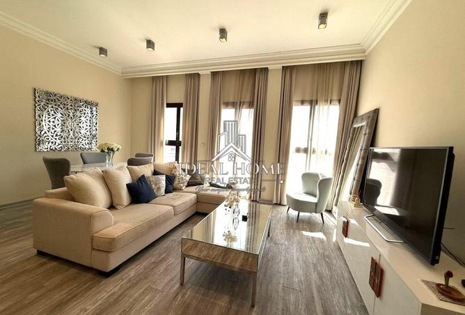 953728 - Property Image 2