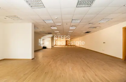 Office Space - Studio - 2 Bathrooms for rent in Al Jazeera Street - Fereej Bin Mahmoud North - Fereej Bin Mahmoud - Doha