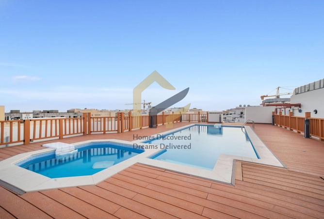 922319 - Property Image 2