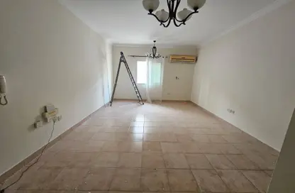 Apartment - 3 Bedrooms - 3 Bathrooms for rent in Old Airport Road - Doha