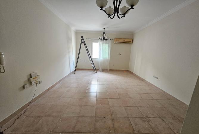 953562 - Property Main Image