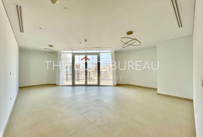 928432 - Property Image 2