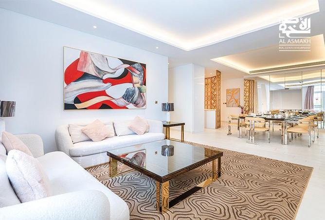 Apartment - 2 Bedrooms - 3 Bathrooms for rent in The Garden - Floresta Gardens - The Pearl Island - Doha