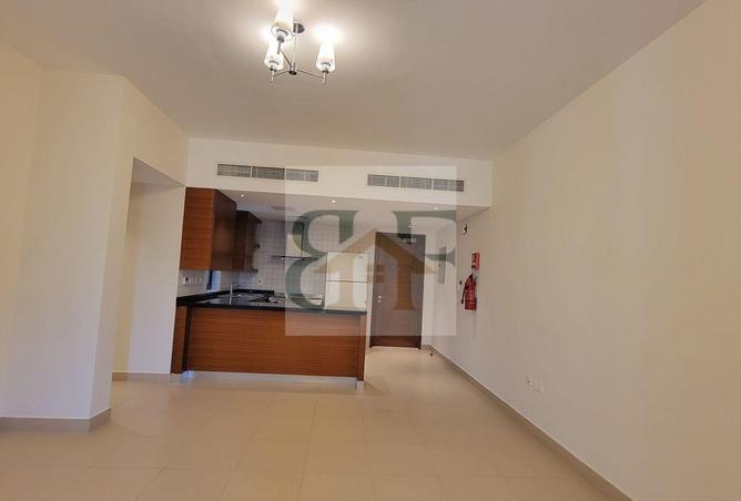 997758 - Property Image 2