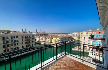 Apartment - 3 Bedrooms - 4 Bathrooms for rent in Carnaval - Qanat Quartier - The Pearl Island - Doha